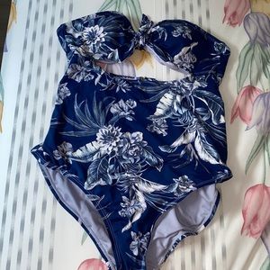 One Piece Ambrielle Bathing Suit